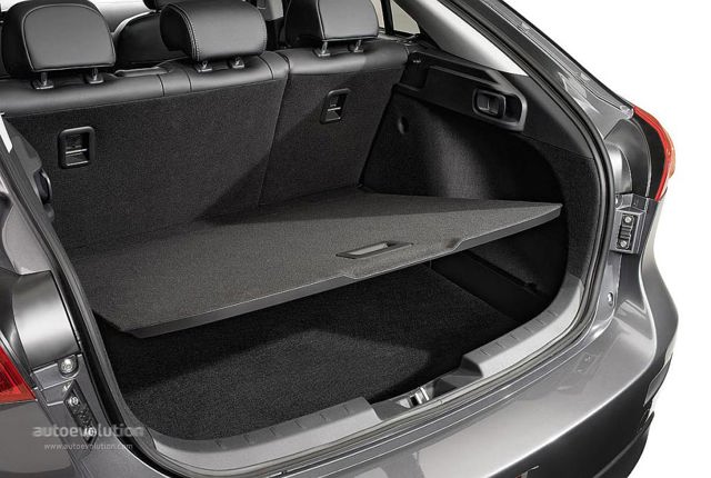 Mitsubishi Lancer Hatchback foto 14
