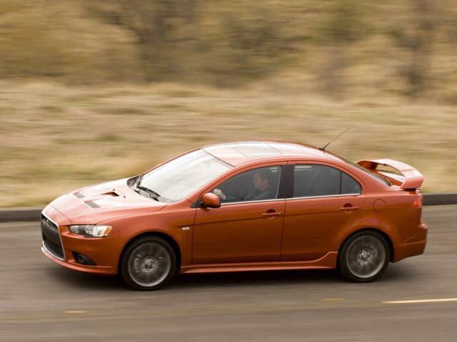 Mitsubishi Lancer Hatchback foto 19