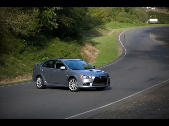 Mitsubishi Lancer Hatchback foto 22