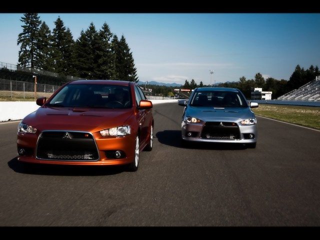 Mitsubishi Lancer Hatchback foto 26