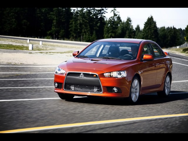 Mitsubishi Lancer Hatchback foto 30