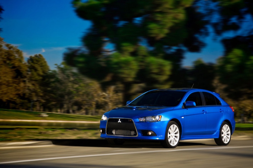 Mitsubishi Lancer Hatchback photo 10
