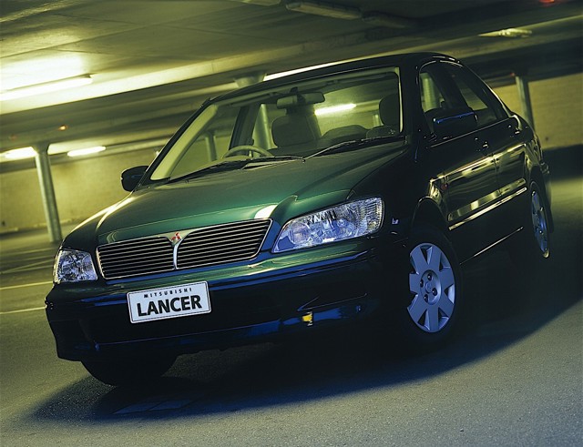 Mitsubishi Lancer photo 13