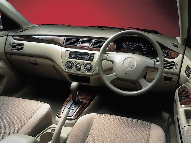 Mitsubishi Lancer photo 30