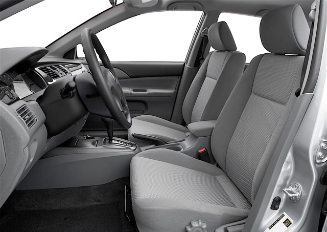 Mitsubishi Lancer Foto 45