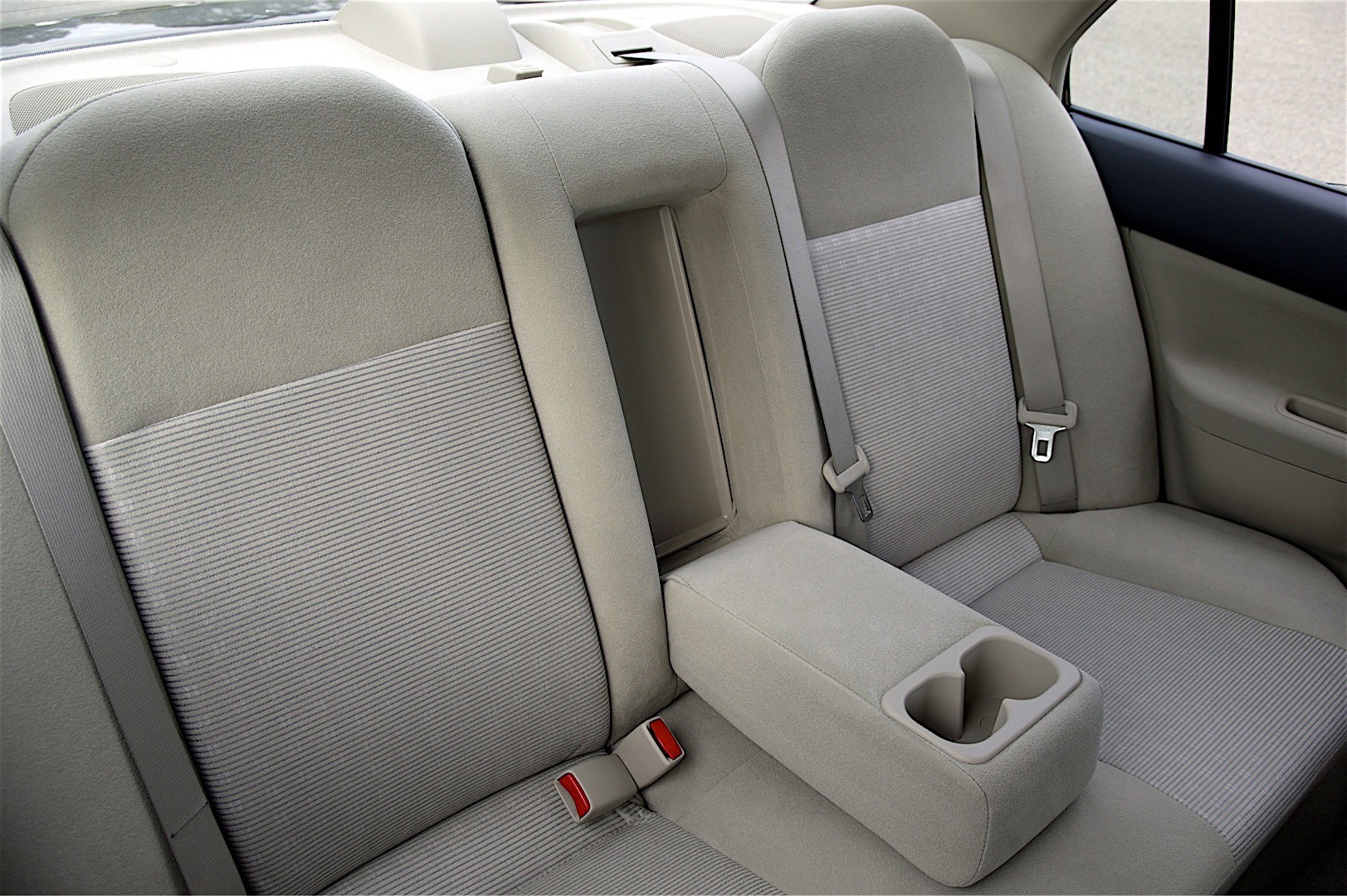 Mitsubishi Lancer photo 48