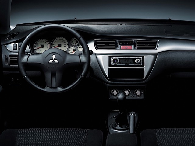 Mitsubishi Lancer Foto 56
