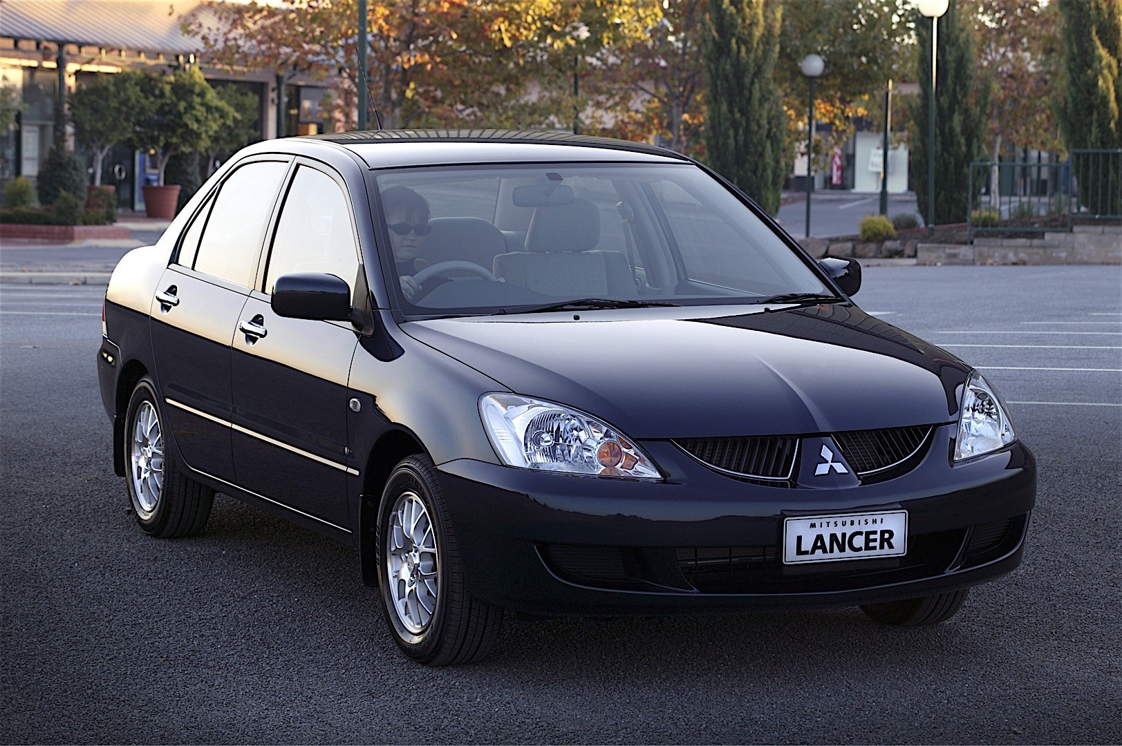 Mitsubishi Lancer photo 9