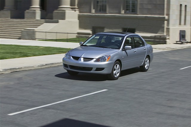 Mitsubishi Lancer Foto 17