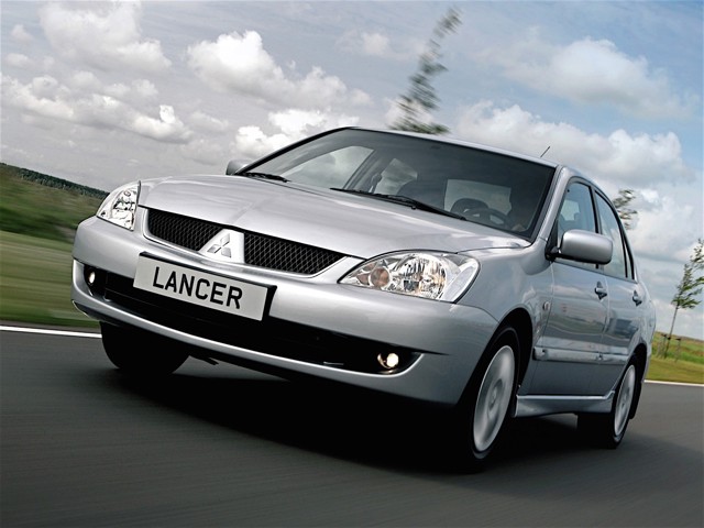 Mitsubishi Lancer Foto 26