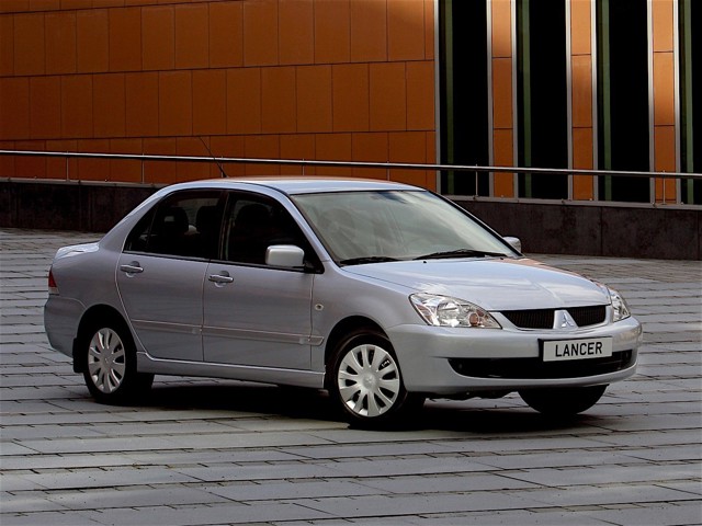 Mitsubishi Lancer Foto 31