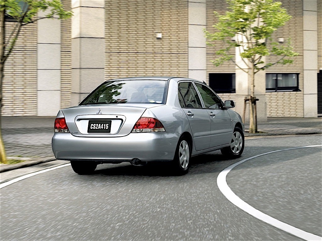 Mitsubishi Lancer photo 38