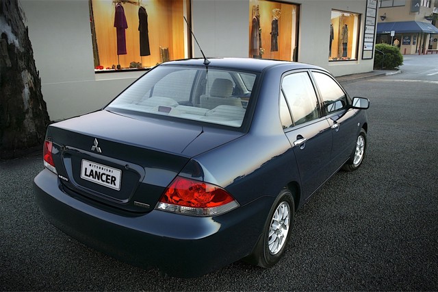 Mitsubishi Lancer Foto 43