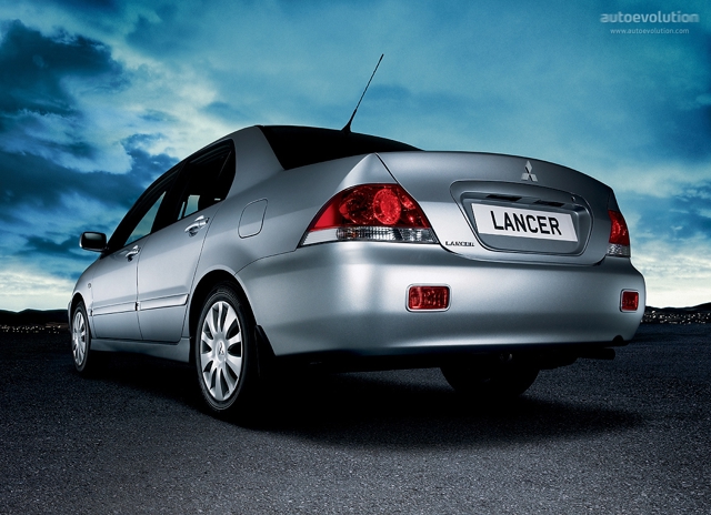 Mitsubishi Lancer Foto 4