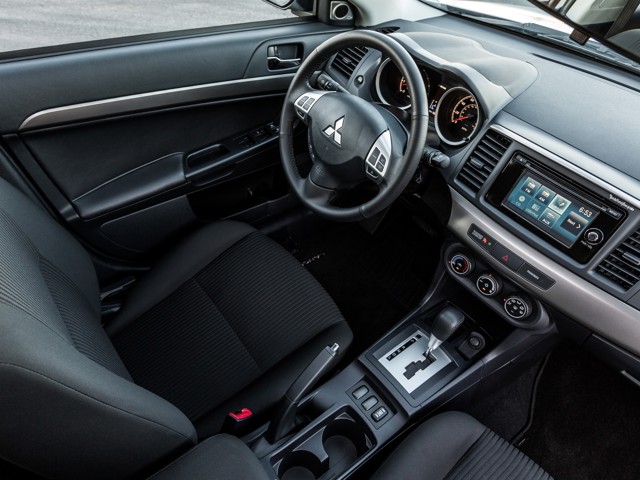 Mitsubishi Lancer photo 101