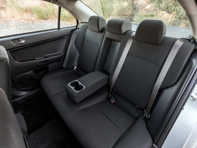 Mitsubishi Lancer photo 103
