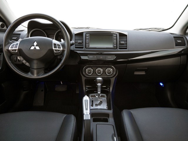 Mitsubishi Lancer photo 106