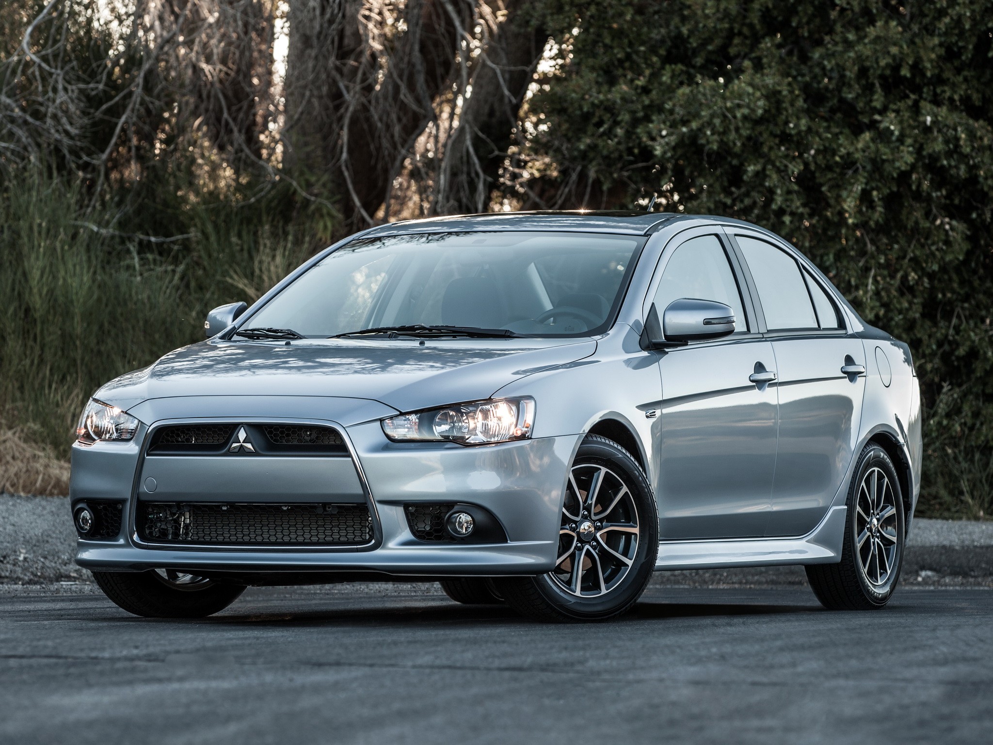 Mitsubishi Lancer photo 24