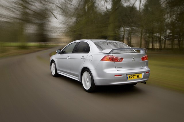 Mitsubishi Lancer photo 57