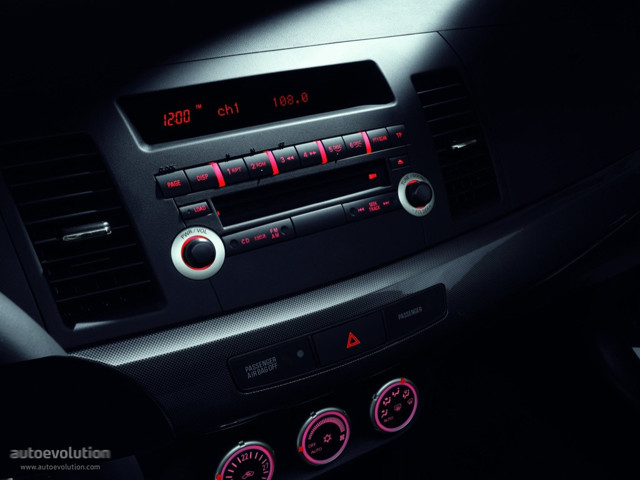 Mitsubishi Lancer photo 92