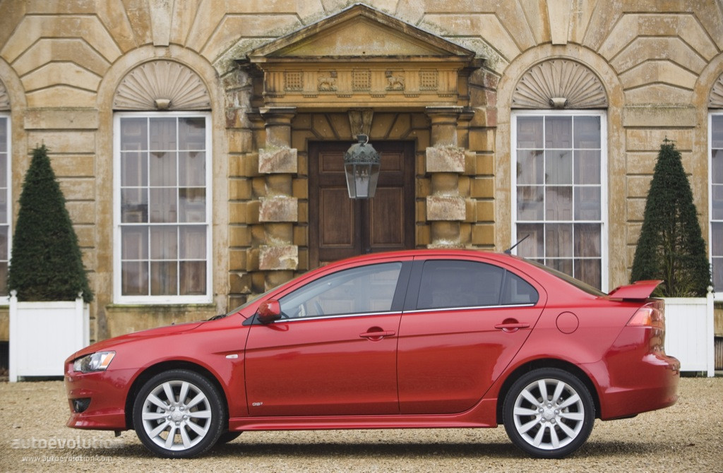 Mitsubishi Lancer photo 14