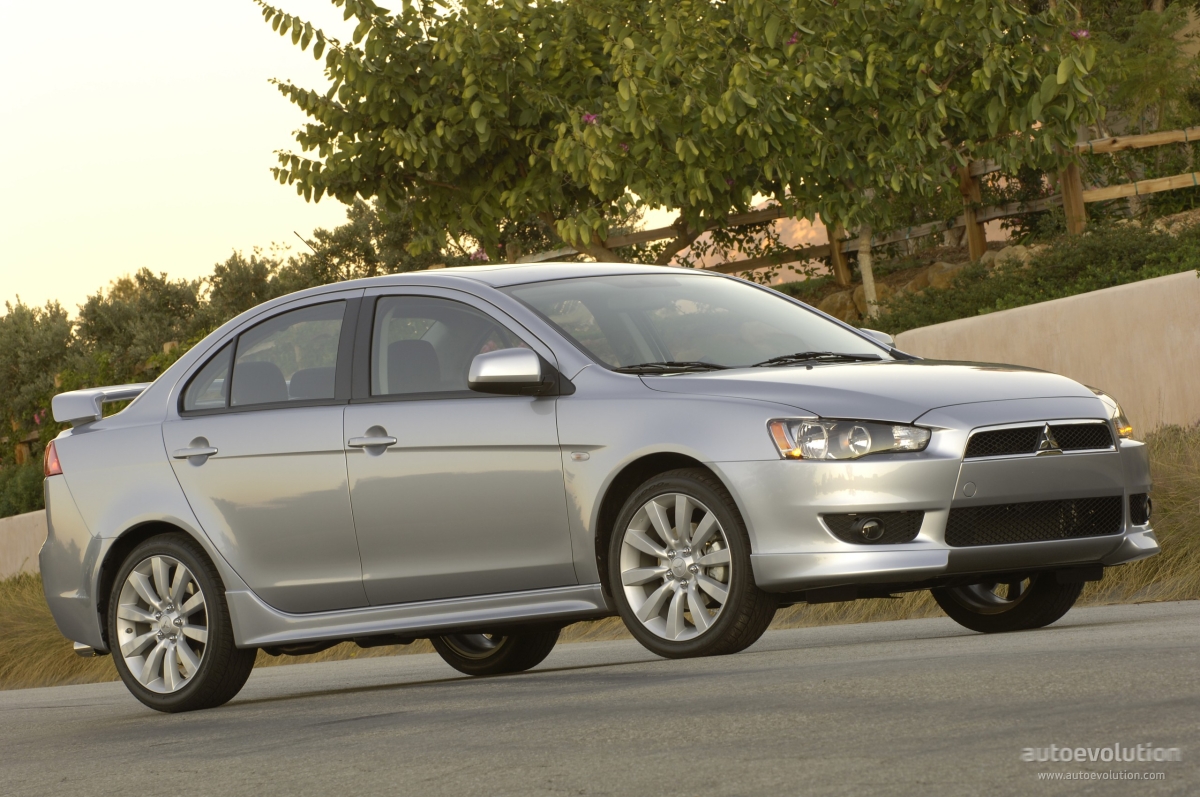 Mitsubishi Lancer photo 3