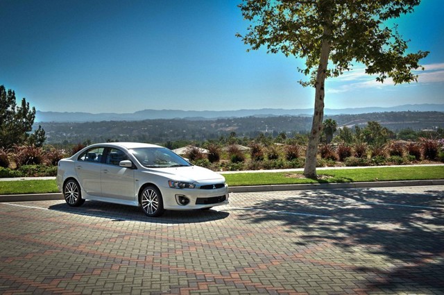 Mitsubishi Lancer photo 26