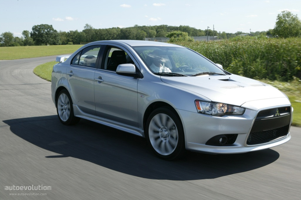 Mitsubishi Lancer photo 5