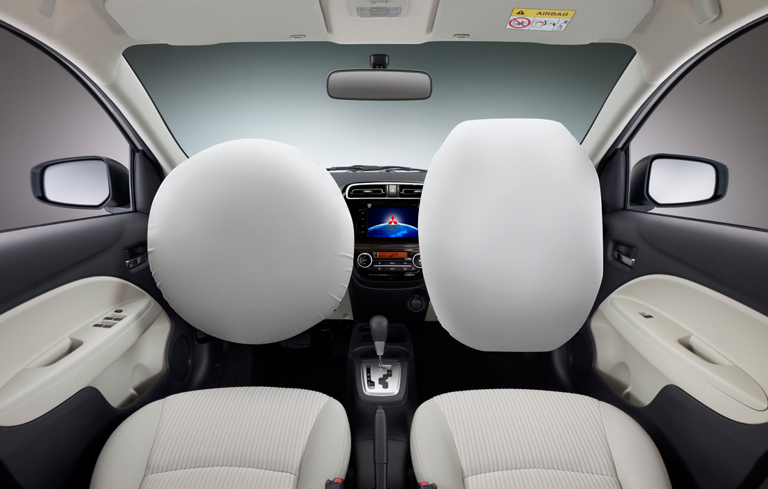 Mitsubishi Mirage G4 photo 22