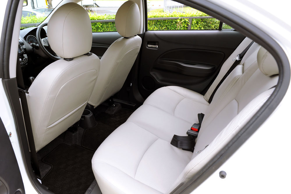 Mitsubishi Mirage G4 photo 32