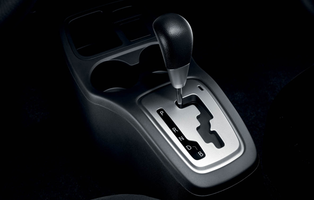 Mitsubishi Mirage G4 photo 24
