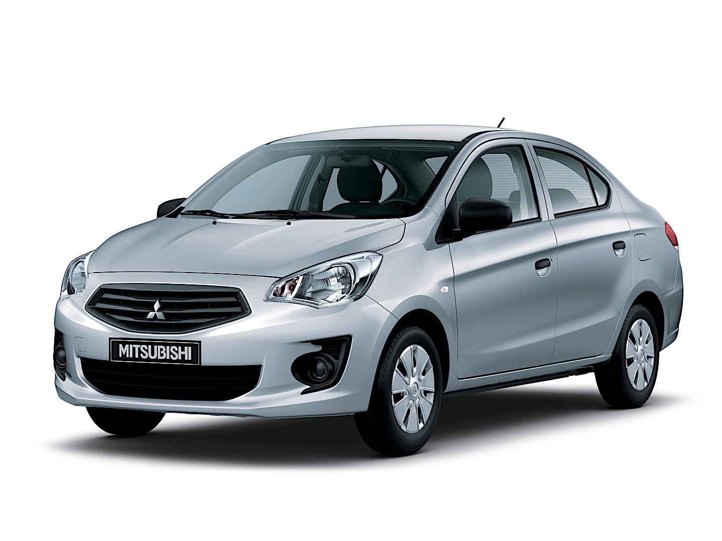 Mitsubishi Mirage G4 photo 16