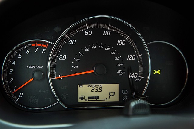 Mitsubishi Mirage G4 photo 24