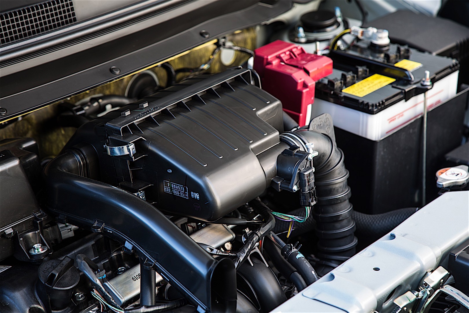 Mitsubishi Mirage G4 photo 26