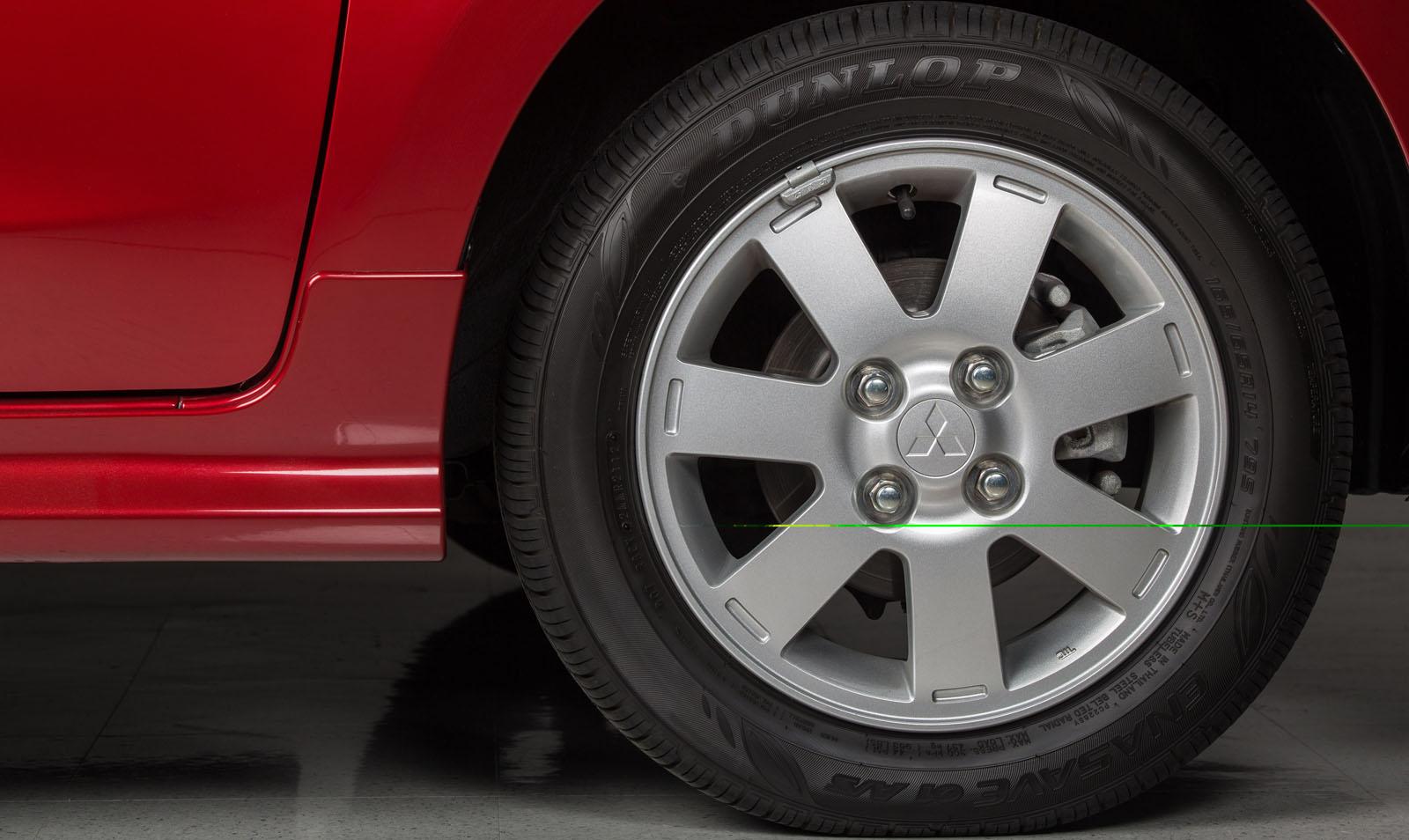 Mitsubishi Mirage photo 8