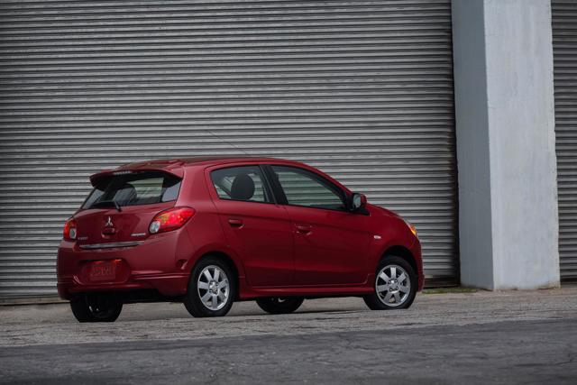 Mitsubishi Mirage Foto 12