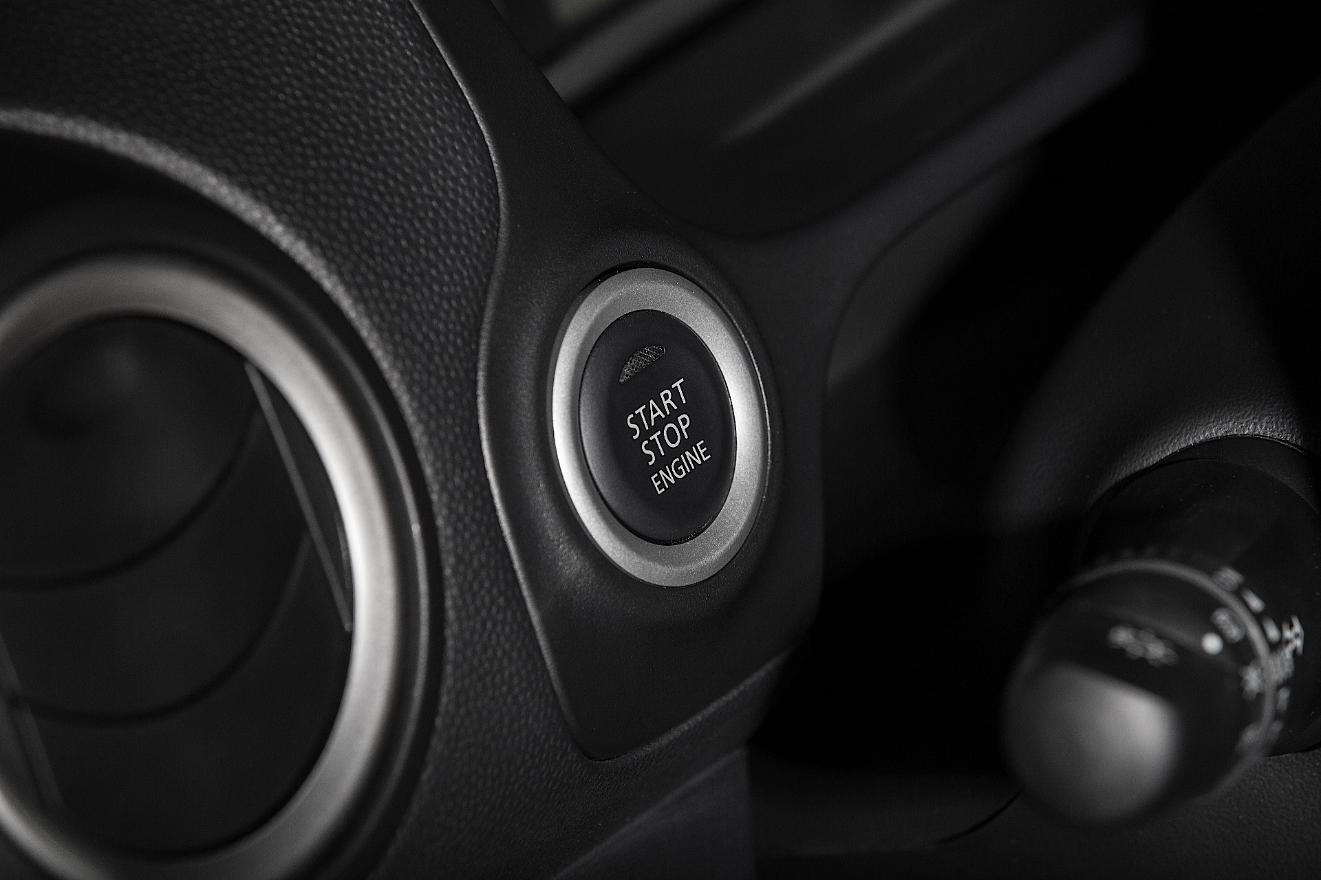 Mitsubishi Mirage photo 29