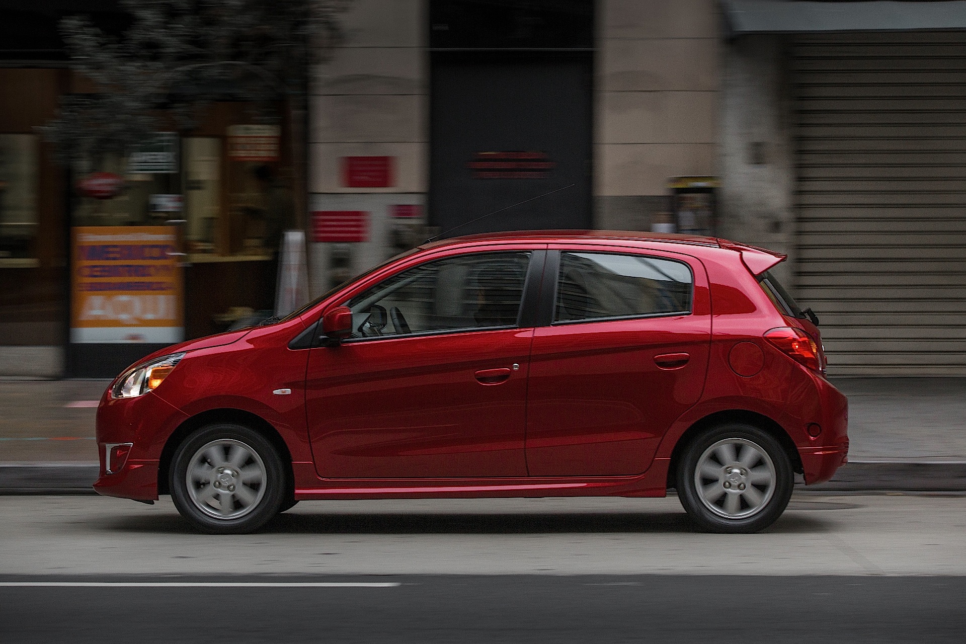 Mitsubishi Mirage photo 33