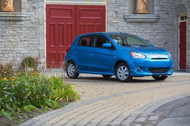 Mitsubishi Mirage Foto 42