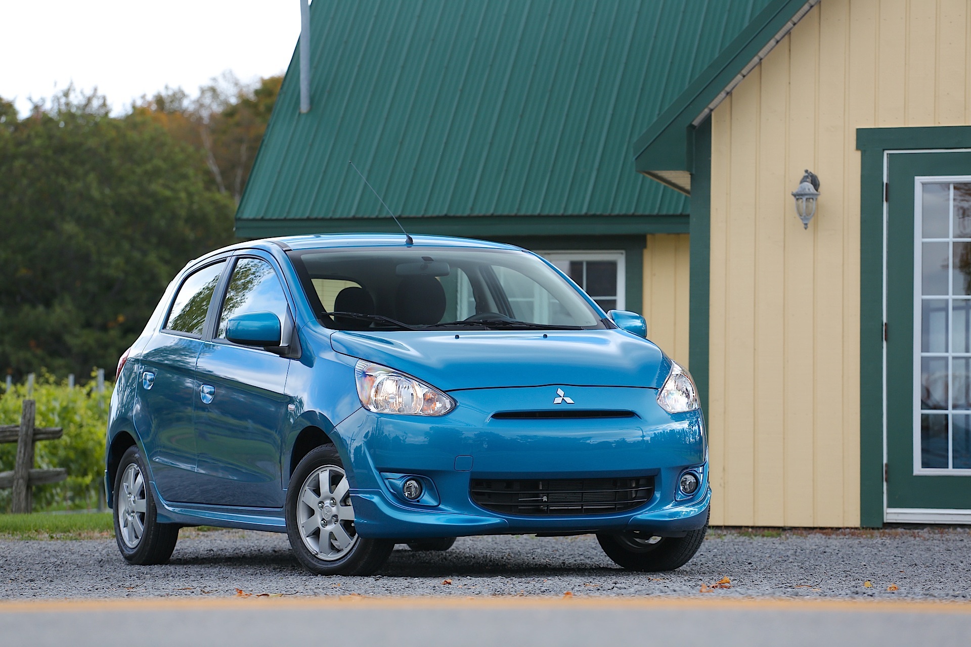 Mitsubishi Mirage photo 49