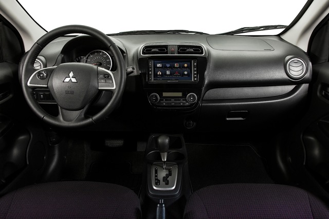 Mitsubishi Mirage Foto 67