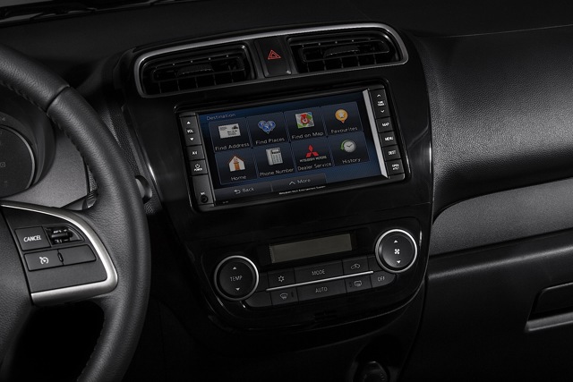 Mitsubishi Mirage Foto 69