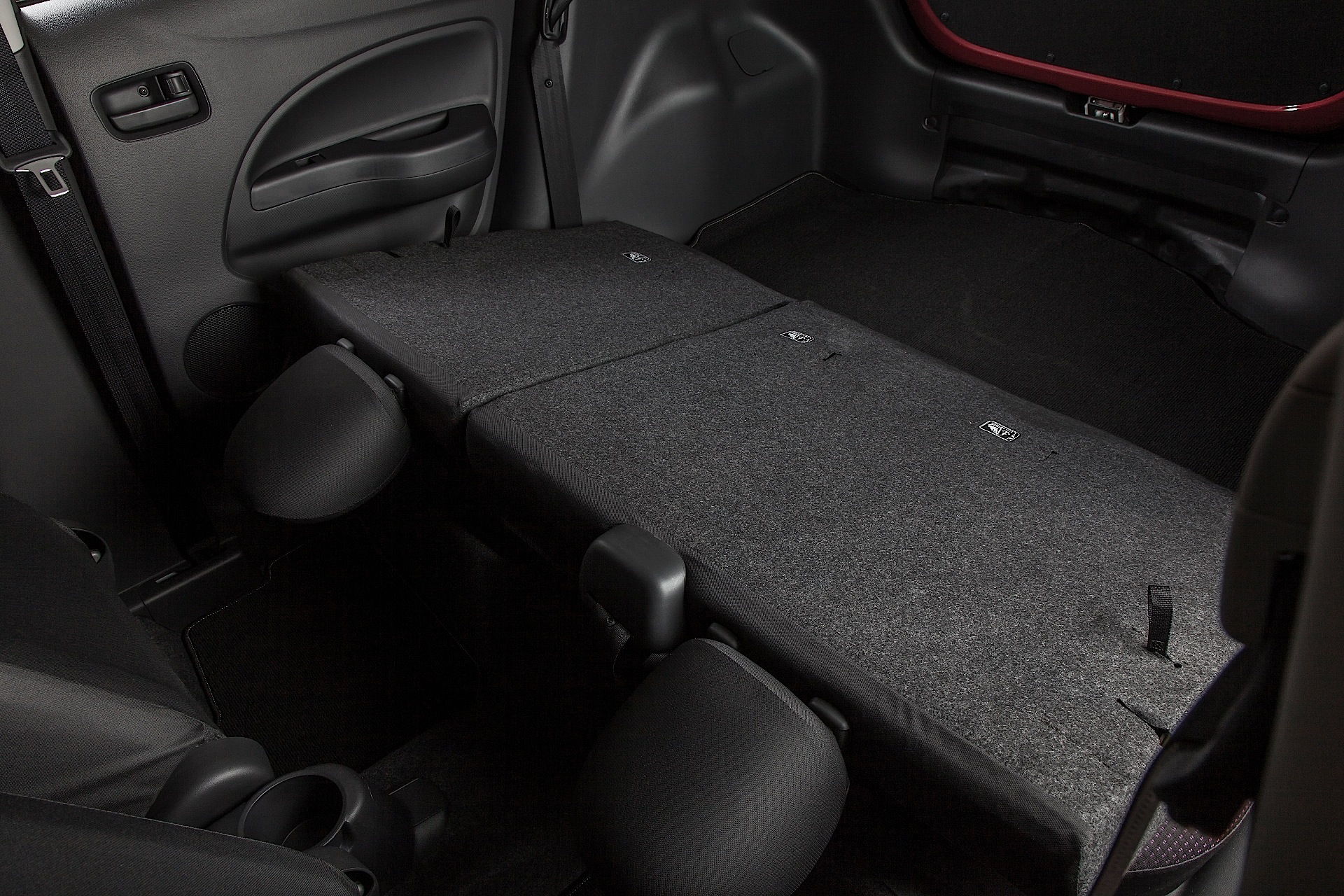 Mitsubishi Mirage photo 73