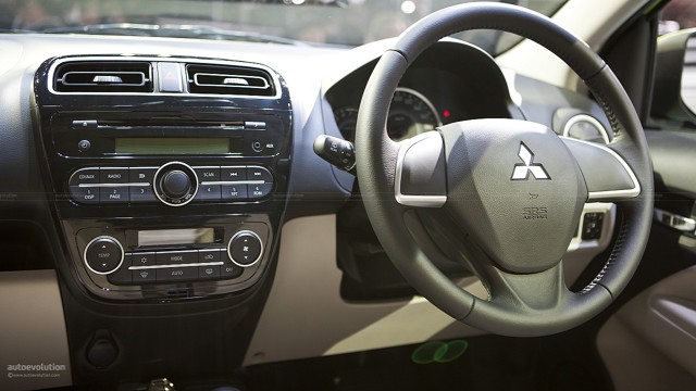 Mitsubishi Mirage Foto 58