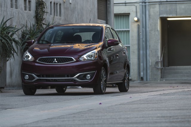 Mitsubishi Mirage photo 5