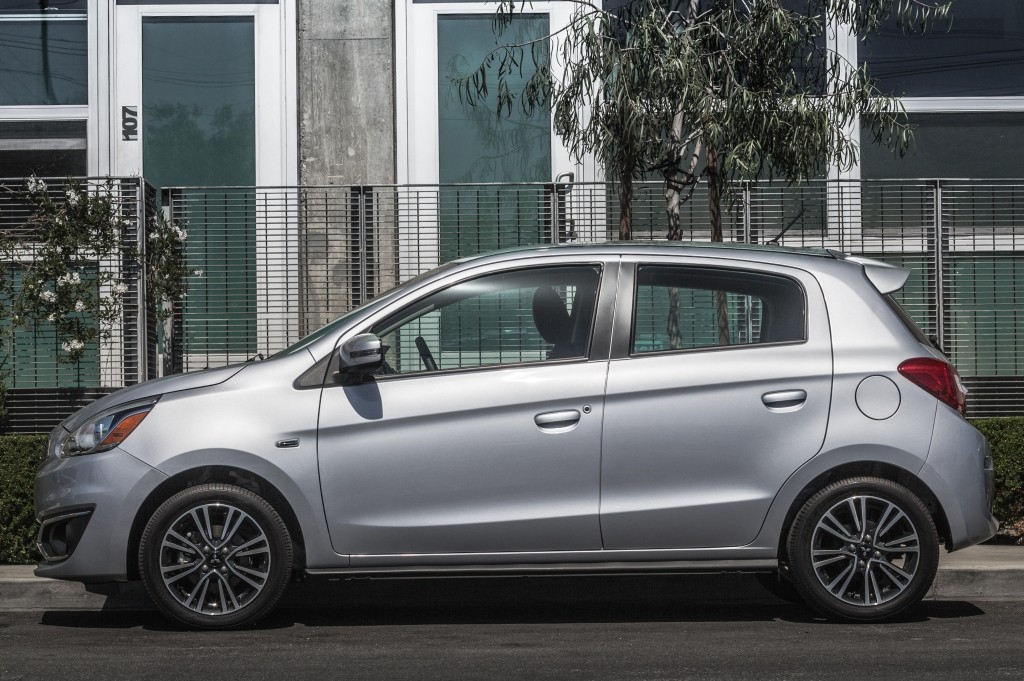 Mitsubishi Mirage photo 8