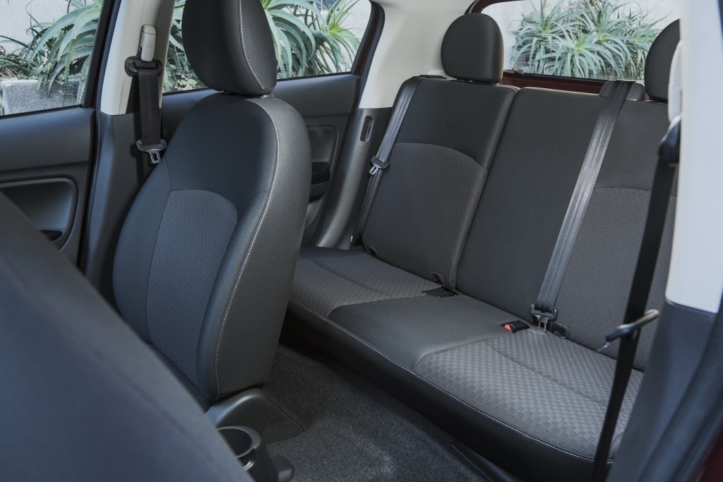 Mitsubishi Mirage photo 21