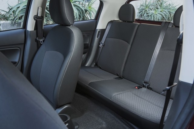 Mitsubishi Mirage photo 21