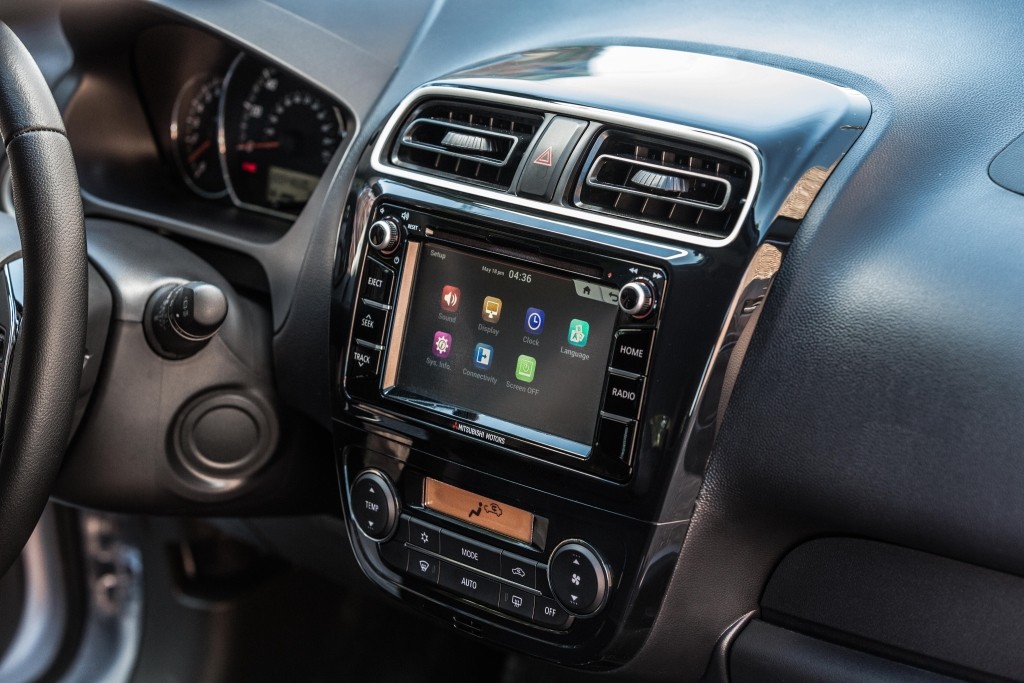 Mitsubishi Mirage photo 26