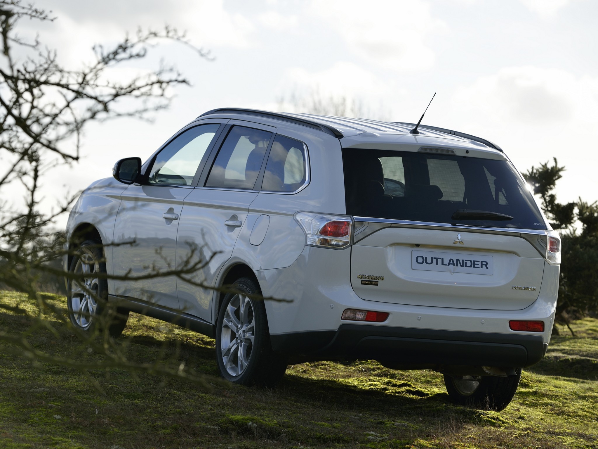 Mitsubishi Outlander / Airtrek photo 61